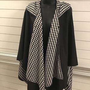 Cappelli Fully Reversible Rain Cape with Travel Pouch - New with Tags